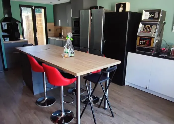 Deauville Bonny And Clyde